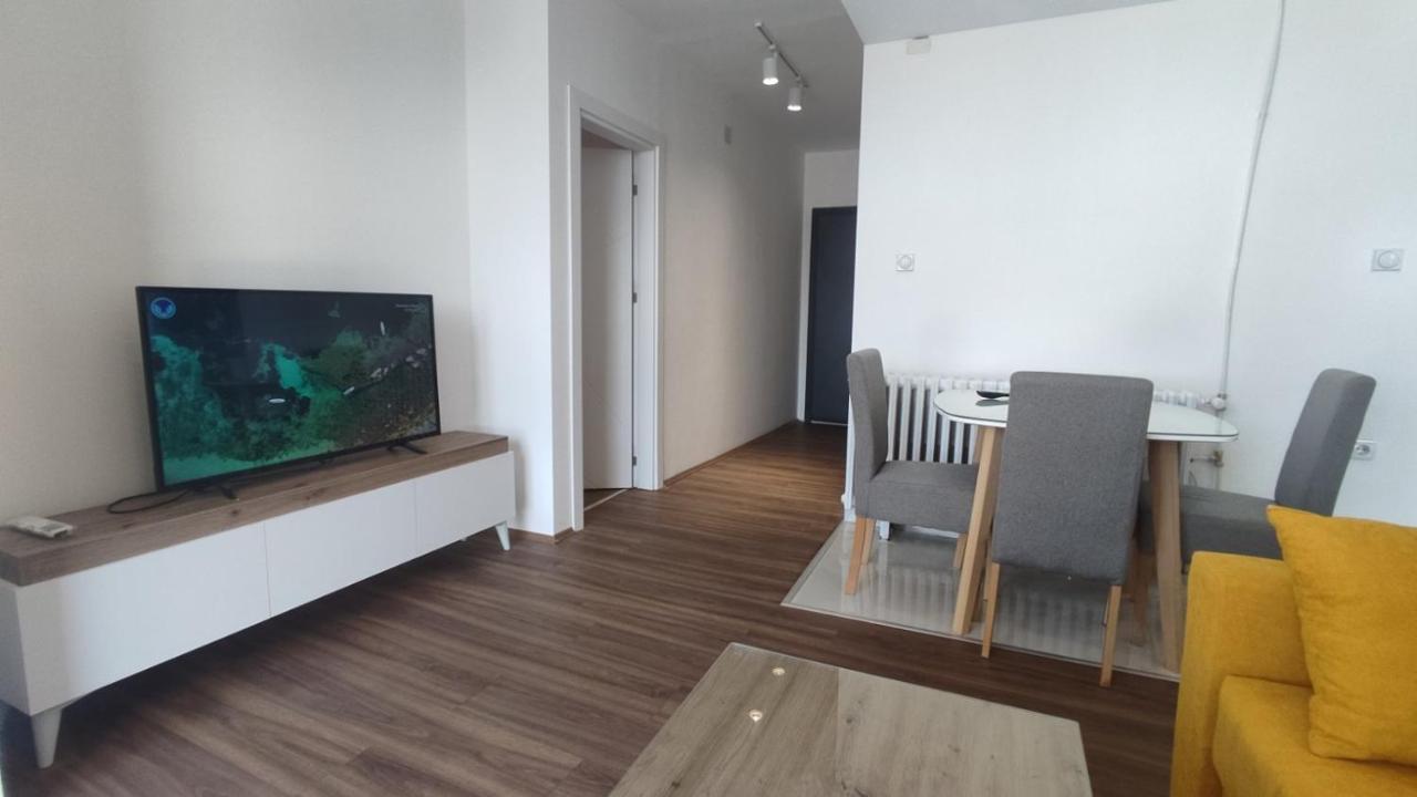 Sky View Luxury Center Skopje Apartments Екстер'єр фото