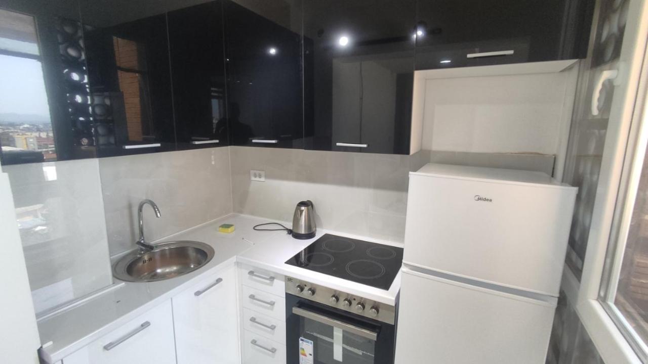 Sky View Luxury Center Skopje Apartments Екстер'єр фото