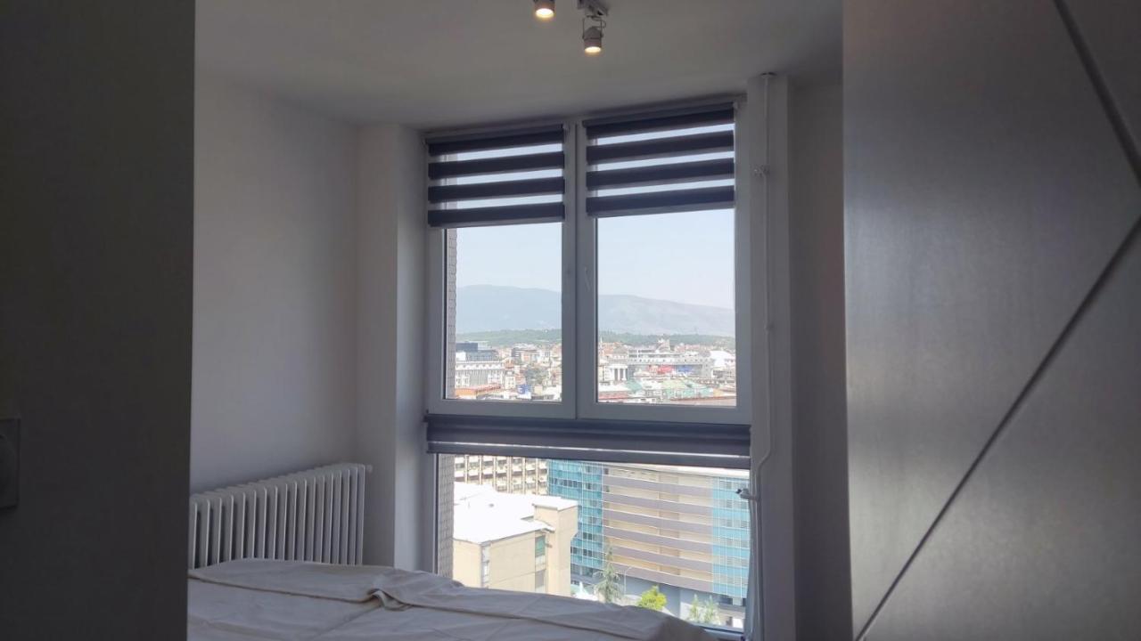 Sky View Luxury Center Skopje Apartments Екстер'єр фото