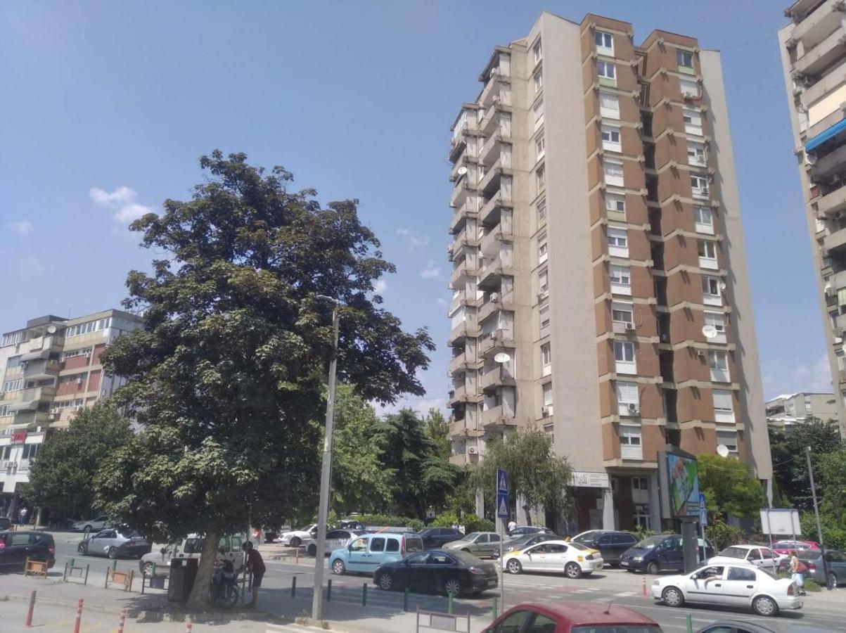 Sky View Luxury Center Skopje Apartments Екстер'єр фото