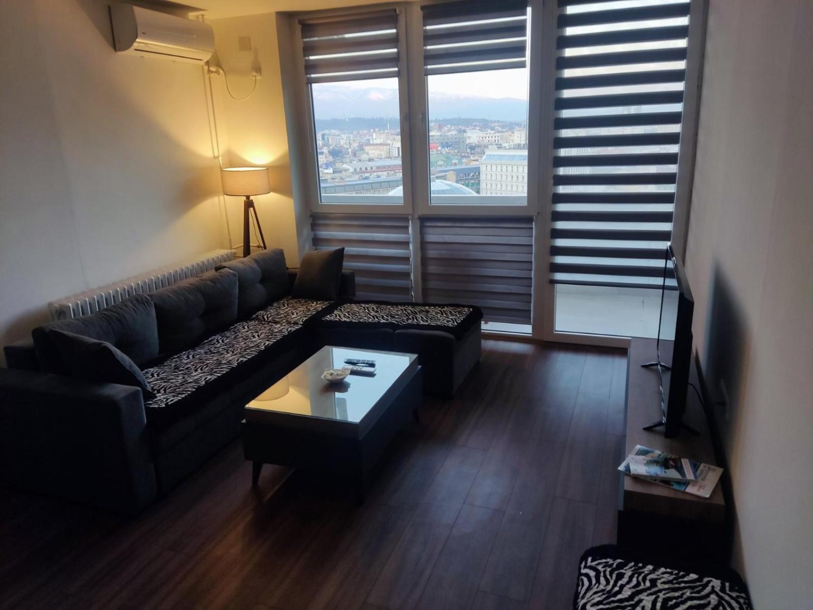 Sky View Luxury Center Skopje Apartments Екстер'єр фото